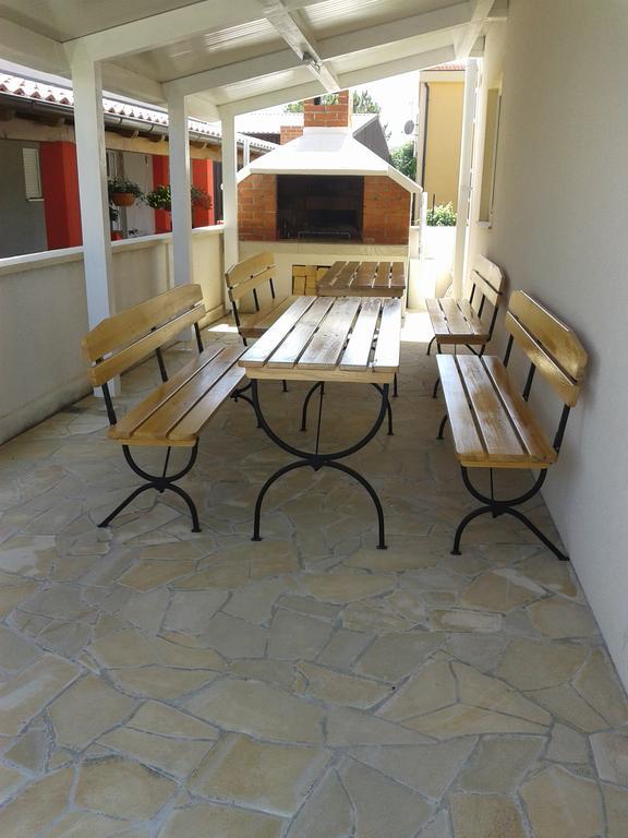 Apartments Ayla Vir Dış mekan fotoğraf